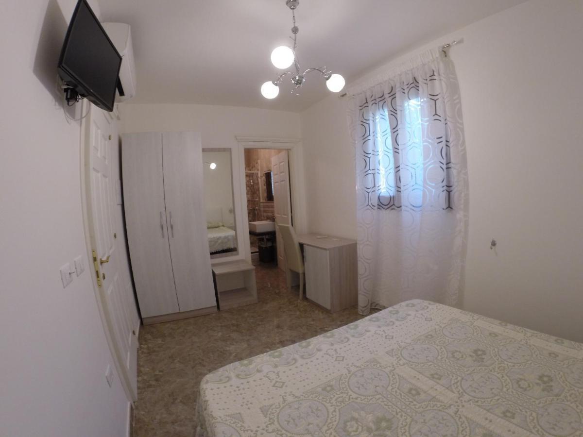 B&B Nonna Teresa Taurisano Buitenkant foto